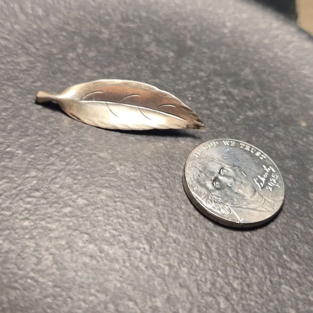 Leaf Vintage Sterling Silver Brooch Pin
